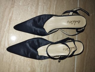 Zapatos de tacón negros Andares