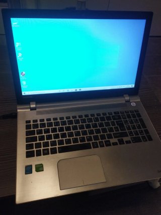 Portátil Toshiba Gris/Plateado