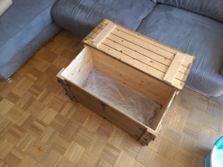 Baúl rústico de madera