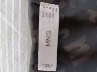 Vestido Mango estampado letras