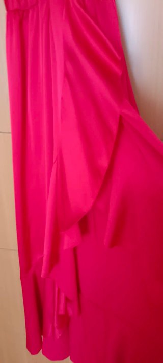Vestido largo satinado rojo