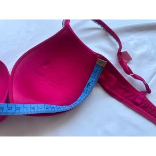 Conjunto sujetador y tanga fucsia