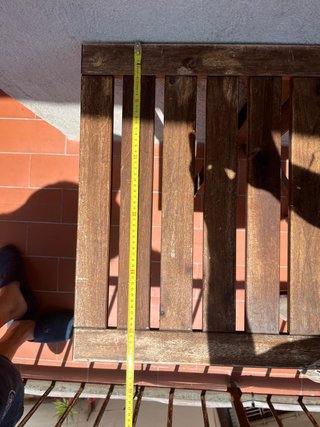 Mesa de madera para terraza