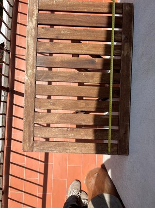 Mesa de madera para terraza