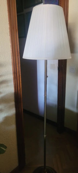 Lámpara de pie IKEA