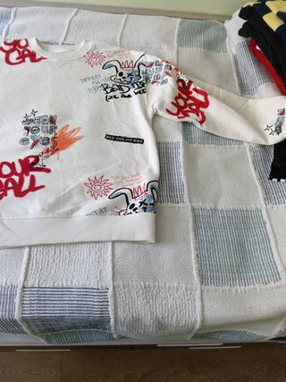 Sudadera Zara Estampada Talla 10