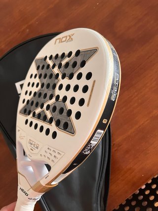 Pala Padel Nox AT10 12K Alum 2026