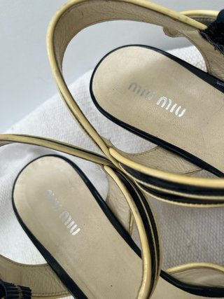 Sandali Miu Miu blu e oro