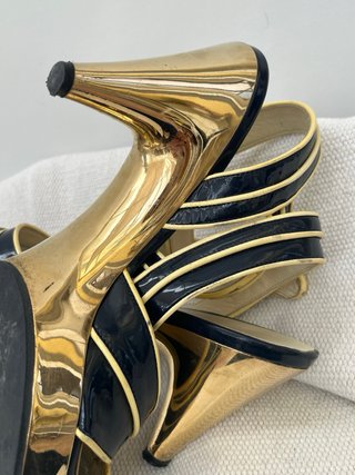 Sandali Miu Miu blu e oro