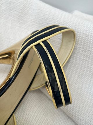 Sandali Miu Miu blu e oro
