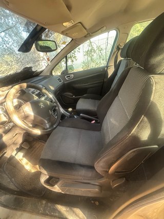 Peugeot 307 2004