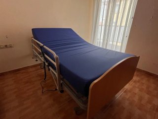 Cama articulada eléctrica 105cm con barandilla