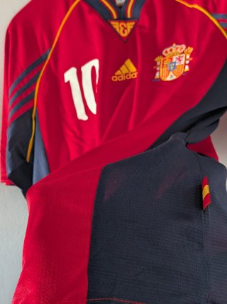 Camiseta Fútbol España Nº10 Raúl. Talla XL