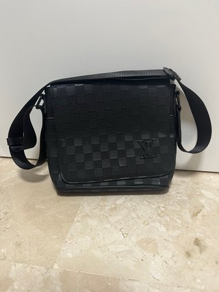 Bandolera LOUIS VUITTON Negra