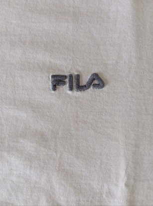 Camiseta Fila Vintage Blanca Logo Bordado Talla L