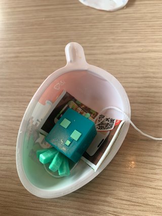Figura Calamar Minecraft Kinder yoy Cambio