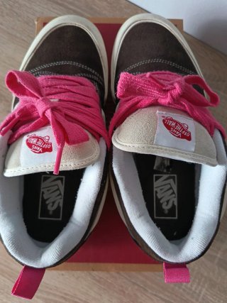 Vans Knu Skool Marrones y Rosas