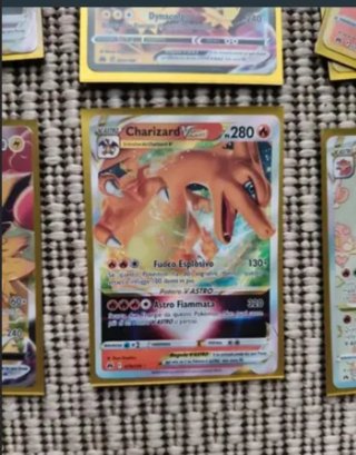 Carte Pokémon V, VMAX, VSTAR