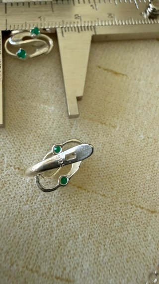 Conjunto de plata con esmeraldas