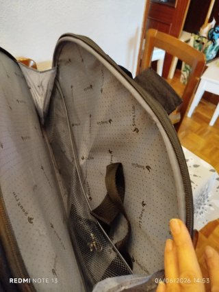Bolso Maleta Negra con Ruedas y Asa Telescópica