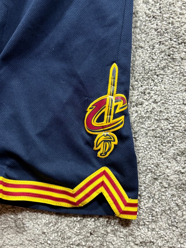 Adidas NBA Cavaliers short oficial azul S