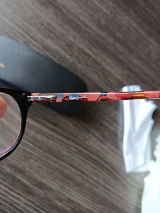Gafas graduadas Pepe Jeans con funda