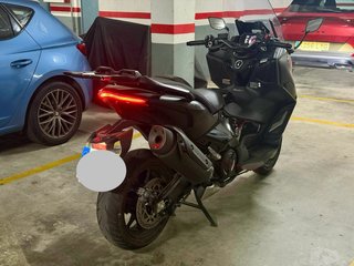 Yamaha Tmax Tech Max 2024 Negra