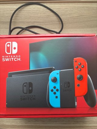Nintendo Switch+Caja+Funda protectora