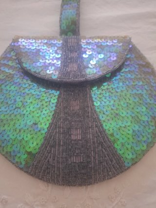 Bolso fiesta lentejuelas verde tornasolado