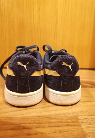 Zapatillas Puma Azul Marino y Dorado