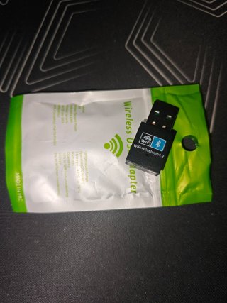 Adaptador USB WiFi y Bluetooth