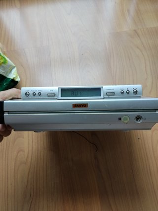 Reproductor CD y Radio Sanyo DC-MCR60
