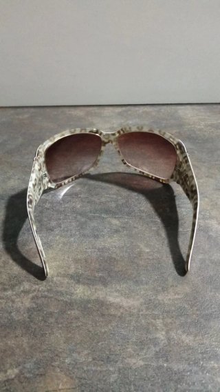 Gafas de sol Gucci marrones y rojas