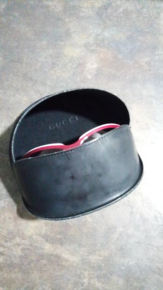 Gafas de sol Gucci marrones y rojas