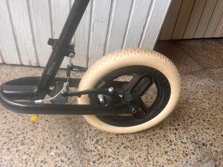 Bicicleta infantile senza pedali