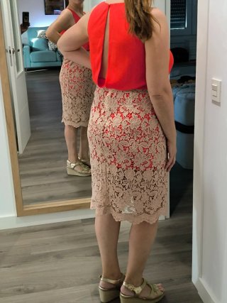 Vestido Dolores Promesas Rojo y Beige