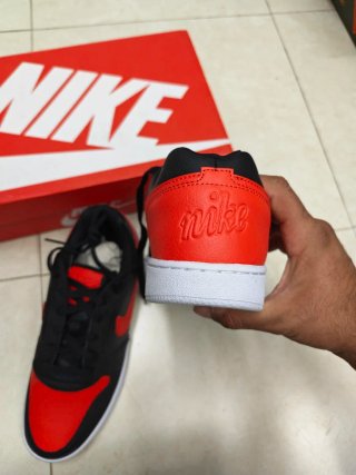 Zapatillas Nike Ebernoon Negras y Rojas Nuevas