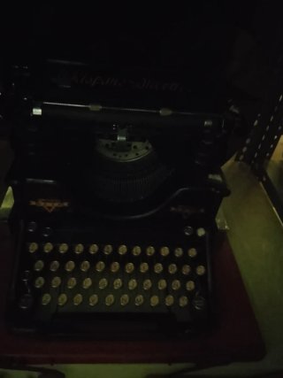 Hispano Olivetti B40 Máquina de Escribir