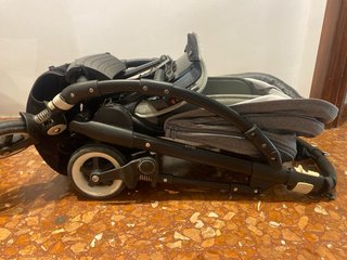 Bugaboo Bee3 Carro + 2 Capotas + Saco Invierno