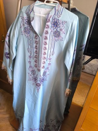 Traje árabe mujer azul y morado