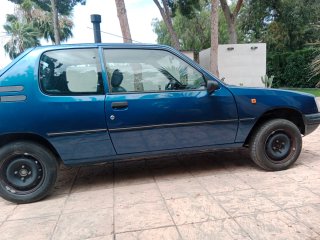 Peugeot 205 1998
