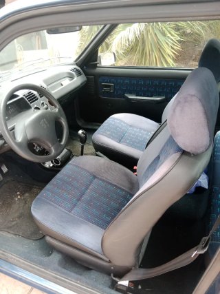 Peugeot 205 1998