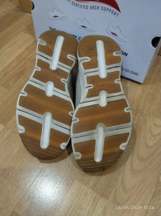 Zapatillas Skechers Arch Fit Talla 41 Beige