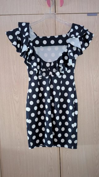 Vestido de fiesta con lunares