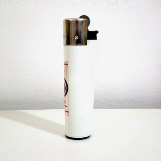 Accendino Clipper Lucky Strike Black pin