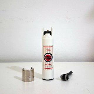 Accendino Clipper Lucky Strike Black pin