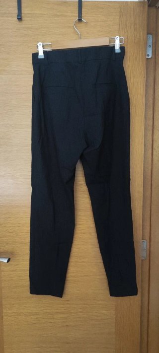 Pantalón H&M Raya Diplomática Talla 40
