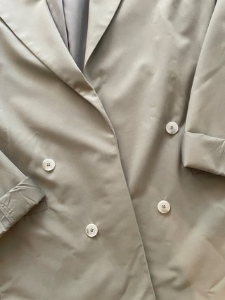 Blazer Bershka verde claro COMO NUEVA