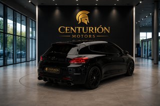 Volkswagen Scirocco R 2.0 TSI 265 - San Remo F1