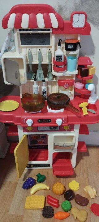 Cocina infantil de juguete
